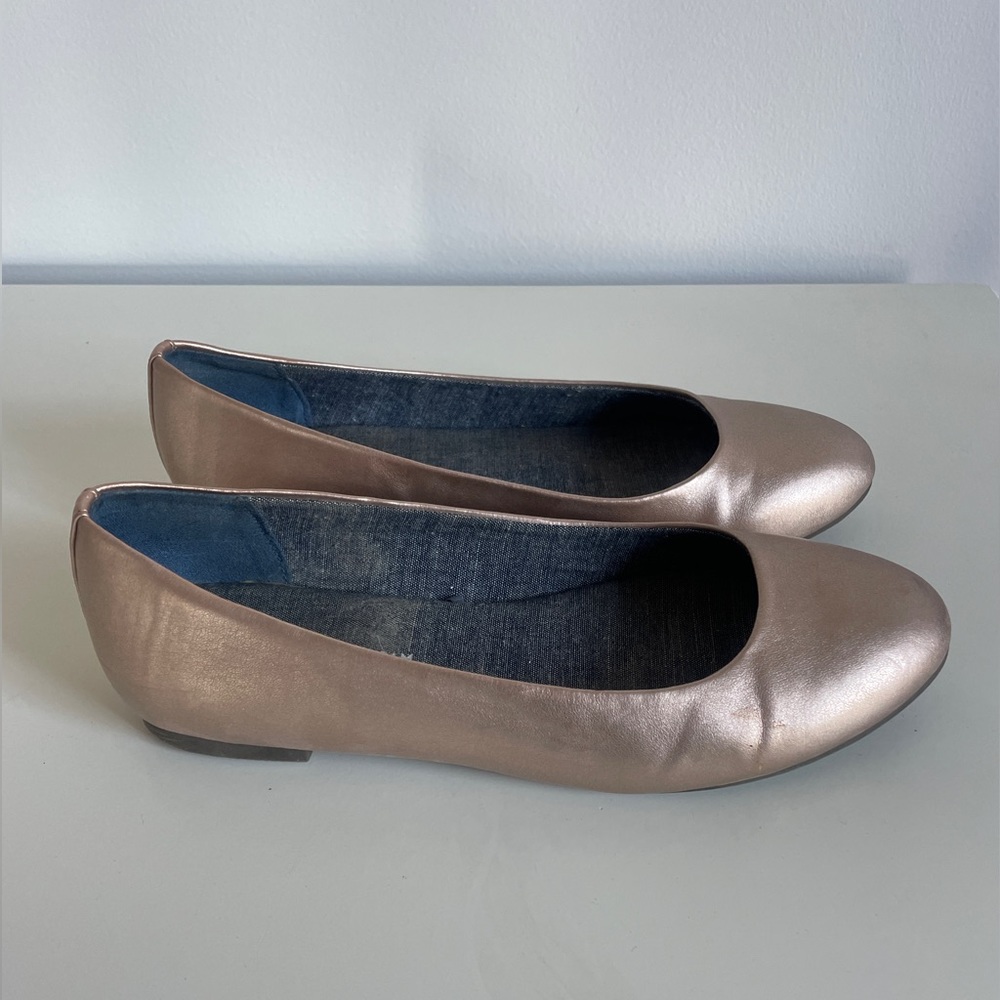 Dr. Scholls Rose Gold Flats Sz 8